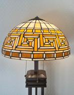 Tiffany style lampenkap groot formaat, Huis en Inrichting, Lampen | Lampenkappen, Ophalen, Zo goed als nieuw, Rond, Minder dan 25 cm