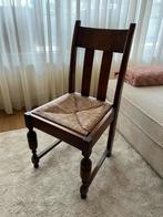 Vintage robuuste houten stoelen met gevlochten rotan zitting, Huis en Inrichting, Stoelen, Ophalen, Gebruikt, Bruin, Vintage, romantisch