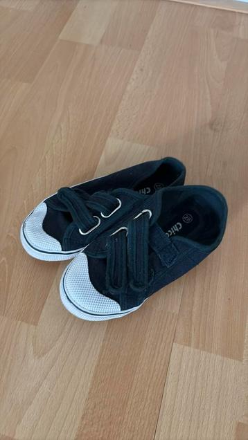 Gymschoenen donkerblauw maat 28 beschikbaar voor biedingen