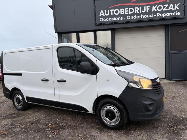 Opel Vivaro 1.6 CDTI Sport AIRCO NAVI CRUISE PDC (bj 2016), Auto's, Bestelauto's, Bedrijf, Te koop, ABS, Airbags, Airconditioning