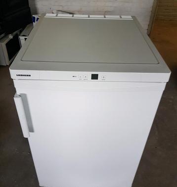Liebherr vriezer A+ tafelmodel Z.G.A.N smal model  beschikbaar voor biedingen
