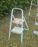 1 stuks keuken huishoud trap - voor maar €5,-, Doe-het-zelf en Verbouw, Ladders en Trappen, Ophalen, Gebruikt, Trap, Opvouwbaar of Inschuifbaar