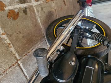 Tomos uitlaat  beschikbaar voor biedingen