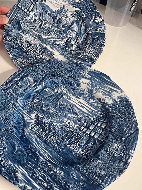 Enoch Wedgwood Tunstall Ltd Dickens Coaching Days Setje vn 2, Antiek en Kunst, Antiek | Servies los, Ophalen