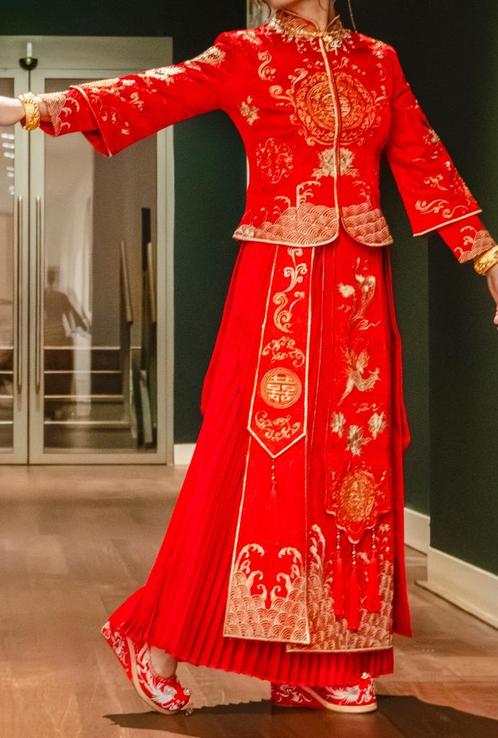 Chinese Bruidsjurk met Bijpassende Schoenen, Kleding | Dames, Jurken, Zo goed als nieuw, Maat 36 (S), Rood, Onder de knie, Ophalen of Verzenden