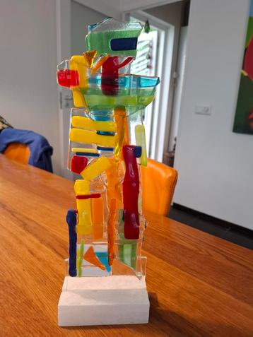 UITVERKOOP.  Kleurrijke glas sculptuur. Glaskunst/glasfuse. beschikbaar voor biedingen