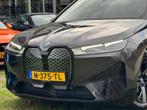 BMW iX xDrive40 Executive 77 kWh NL-Auto (bj 2021), Auto's, Gebruikt, Zwart, Vierwielaandrijving, SUV of Terreinwagen