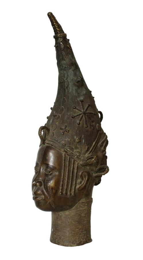 Commemorative head of an Ife Queen Mother, Nigeria, z.j., Antiek en Kunst, Kunst | Niet-Westerse kunst, Ophalen