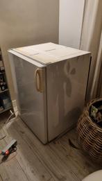 Werkende koelkast, Witgoed en Apparatuur, Vriezers en Diepvrieskisten, Ophalen, Gebruikt, Minder dan 60 cm