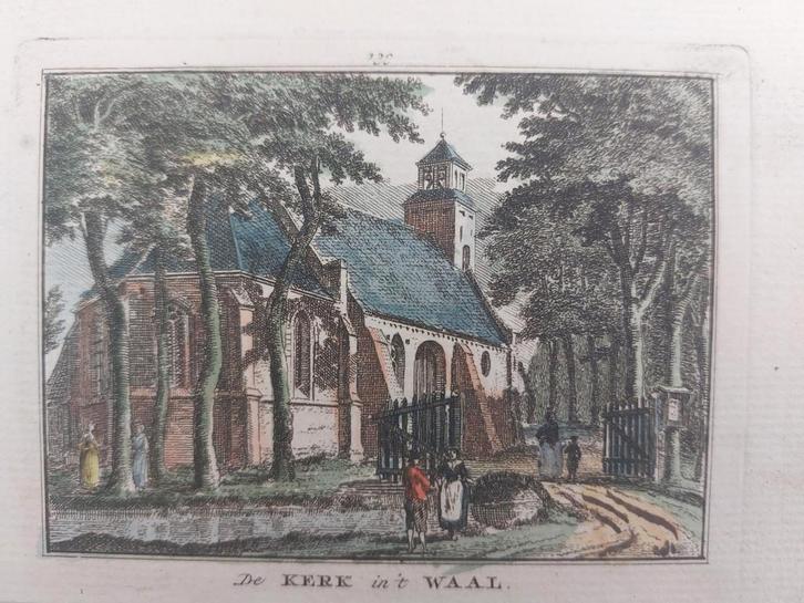 139 / De kerk in 't Waal . Gekleurde gravure uit de 18e eeuw, Antiek en Kunst, Kunst | Etsen en Gravures, Ophalen of Verzenden
