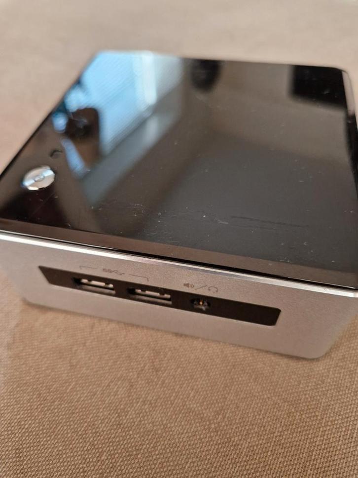 Intel NUC 5i5MYHE Dual Core i5 vPro, Computers en Software, Barebones, Zo goed als nieuw, Ophalen of Verzenden