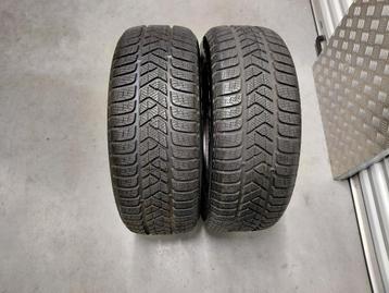 2 winterbanden 215/60-16 99H Pirelli (7,0 mm) beschikbaar voor biedingen