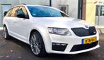 Skoda Octavia Combi 2.0 TSI RS DSG Automaat Navi Stoelverwar, Gebruikt, 4 cilinders, 1984 cc, Leder en Stof