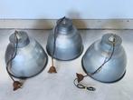 set van 3 hanglampen industrieel metaal met ketting, Huis en Inrichting, Lampen | Hanglampen, Gebruikt, -, -, Ophalen of Verzenden