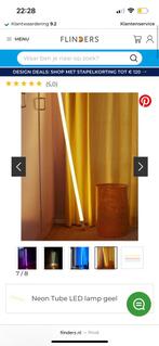 Hay Neon Tube LED lamp geel, Huis en Inrichting, Lampen | Vloerlampen, Ophalen, Zo goed als nieuw