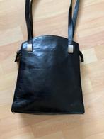 Grote zwarte leren schoudertas izgs, Ophalen of Verzenden, Gebruikt, Zwart, Schoudertasje