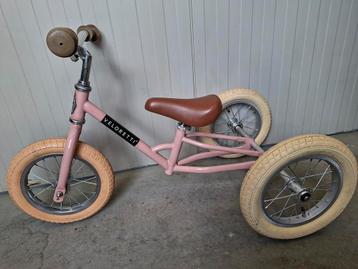loopfiets veloretti tricycle met tweewieler spullen beschikbaar voor biedingen