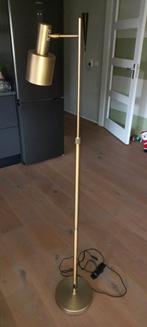 Goud kleurige staande lamp, Huis en Inrichting, Lampen | Vloerlampen, Ophalen of Verzenden, Zo goed als nieuw, 150 tot 200 cm