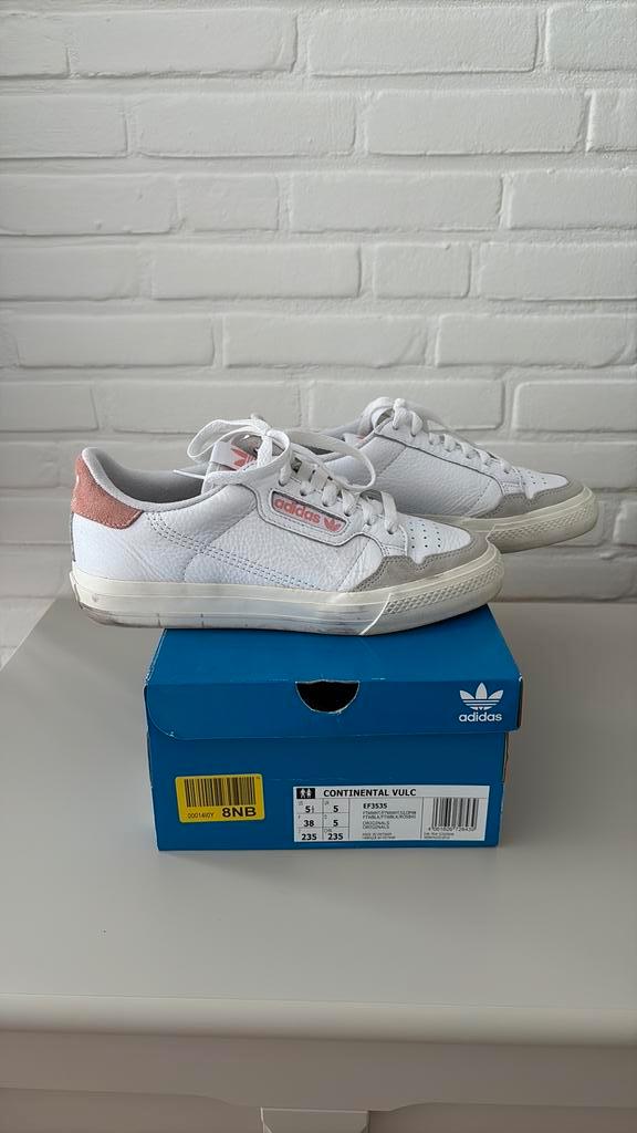 Adidas sneakers te koop, Kleding | Dames, Schoenen, Zo goed als nieuw, Sneakers of Gympen, Grijs, Ophalen of Verzenden