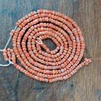 Antieke Bloedkoraal Kralen 120cm, Sieraden, Tassen en Uiterlijk, Antieke sieraden, Verzenden, Overige materialen, Ketting, Met edelsteen