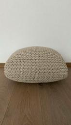 Poef / zitkussen gebreid / zand-kaki / 50x55cm - 2x / NIEUW, Ophalen, Zo goed als nieuw