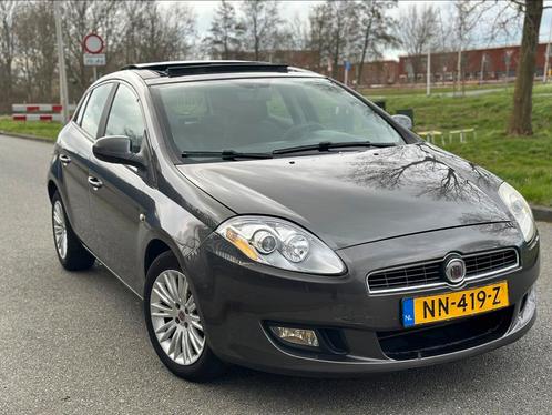 Fiat Bravo 1.4 16V 5DR airco nap Dak sport 20-04-2025, Auto's, Fiat, Bedrijf, Bravo, Adaptieve lichten, Adaptive Cruise Control