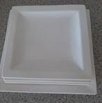 4 Mooie borden , 3x21.5cmx 31.5cm + 1x26x26cm, Huis en Inrichting, Keuken | Servies, Ophalen of Verzenden, Nieuw, Overige stijlen