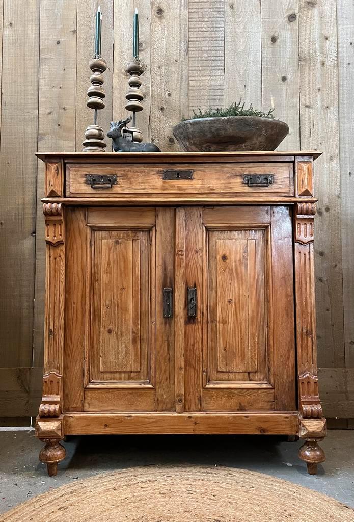 Grenen meidenkast/ voorraadkast/ halkastje 101h 93b 38,5d, Huis en Inrichting, Kasten | Ladekasten, Minder dan 100 cm, 50 tot 100 cm