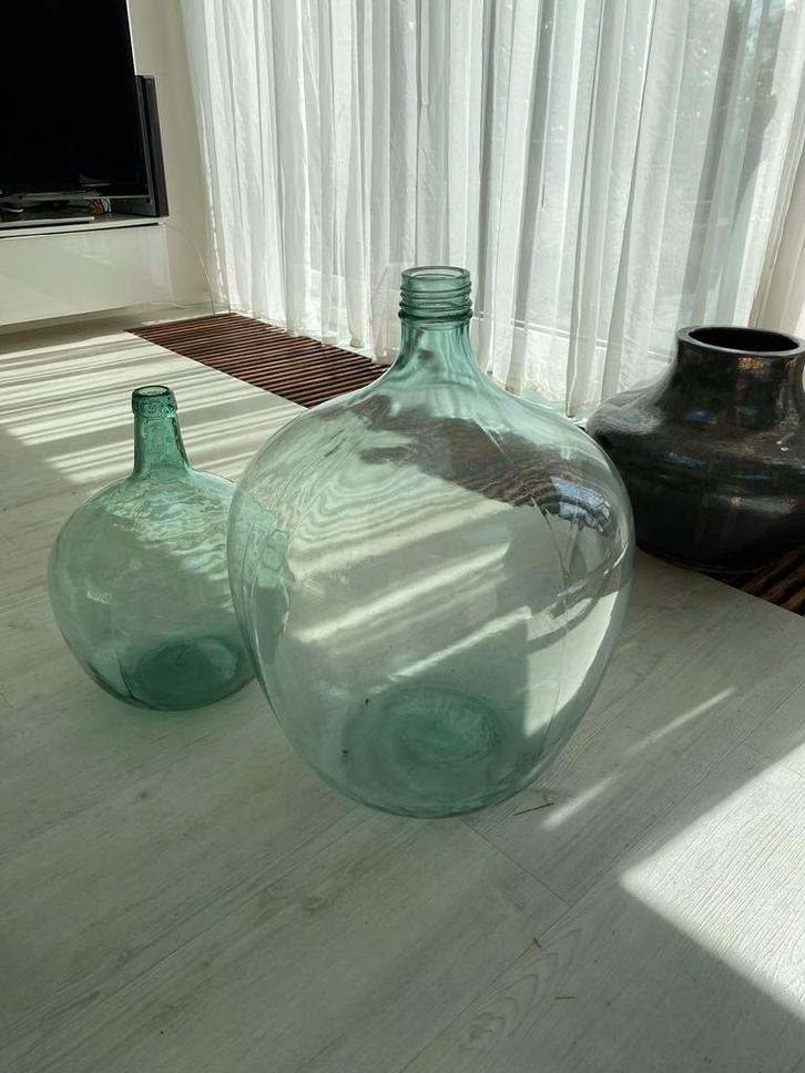 2  Wijnflessen Bolvazen Gistfles XXXL en XL, Huis en Inrichting, Woonaccessoires | Vazen, Gebruikt, Overige kleuren, 75 cm of meer