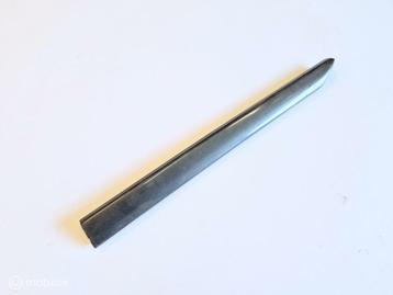 Sierlijst bumper rechtsvoor Volvo 740 760 940 960 3518824 beschikbaar voor biedingen