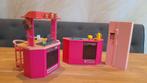 Barbie keuken met barretje en amerikaanse  koelkast, Ophalen of Verzenden, Zo goed als nieuw