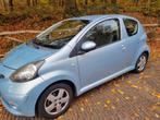 Toyota Aygo 1.0 12V Vvt-i 3DRS MMT 2006 Blauw, Auto's, Voorwielaandrijving, Stof, 68 pk, Origineel Nederlands