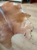 Koe vel vloerkleed! Zeer netjes️, Huis en Inrichting, Ophalen, Zo goed als nieuw, Rechthoekig, 200 cm of meer