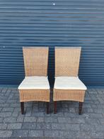 2 rieten stoelen met kussen, Ophalen, Gebruikt, Bruin, Twee