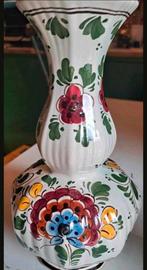 Delfts aardewerk vaas handgeschilderd, Antiek en Kunst, Antiek | Vazen, Ophalen of Verzenden