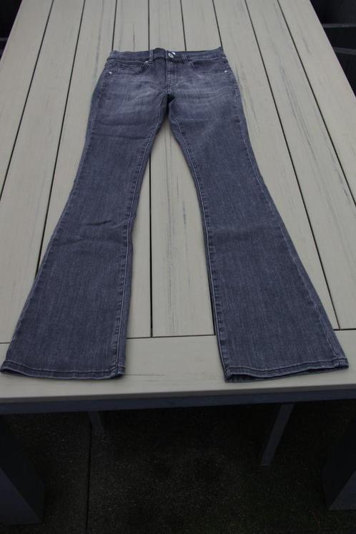 Spijkerbroek Fluresk Flair Dames zwart, maat 34, Kleding | Dames, Spijkerbroeken en Jeans, Zo goed als nieuw, W27 (confectie 34) of kleiner