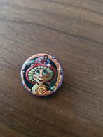 B 185 Button - Efteling Figuurtje, Ophalen of Verzenden, Zo goed als nieuw, Figuurtje, Speldje of Pin