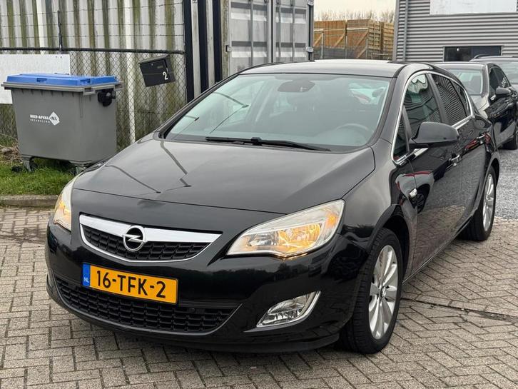 Opel Astra 1.4 Turbo Cosmo Clima Navi, Auto's, Opel, Bedrijf, Te koop, Astra, ABS, Airbags, Airconditioning, Boordcomputer, Climate control