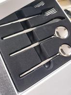 Bestekset van Karaca, Huis en Inrichting, Keuken | Bestek, Ophalen of Verzenden, Zo goed als nieuw, Rvs of Chroom