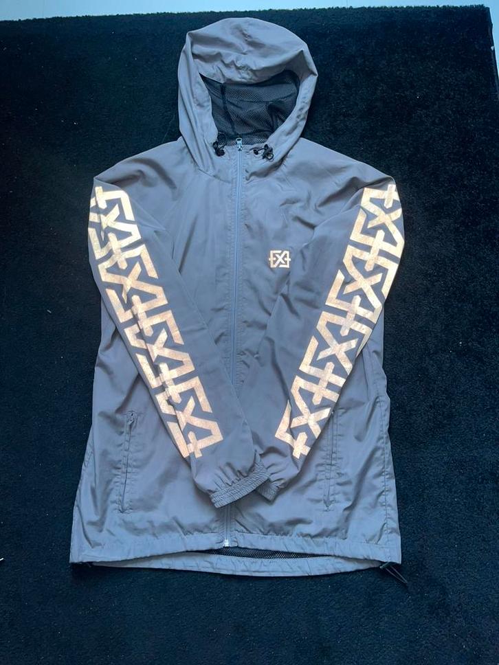 Xplct jas (Maat M), Kleding | Heren, Jassen | Winter, Zo goed als nieuw, Maat 48/50 (M), Grijs, Ophalen