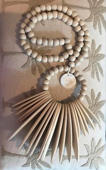 Leuke wandhanger wanddecoratie naturel schelp hout Bali beschikbaar voor biedingen
