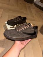 Nike air Jordan Travis Scott, Ophalen of Verzenden, Nieuw, Bruin