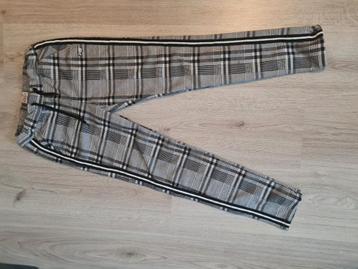 Sturdy ruit broek jongens maat 140 beschikbaar voor biedingen