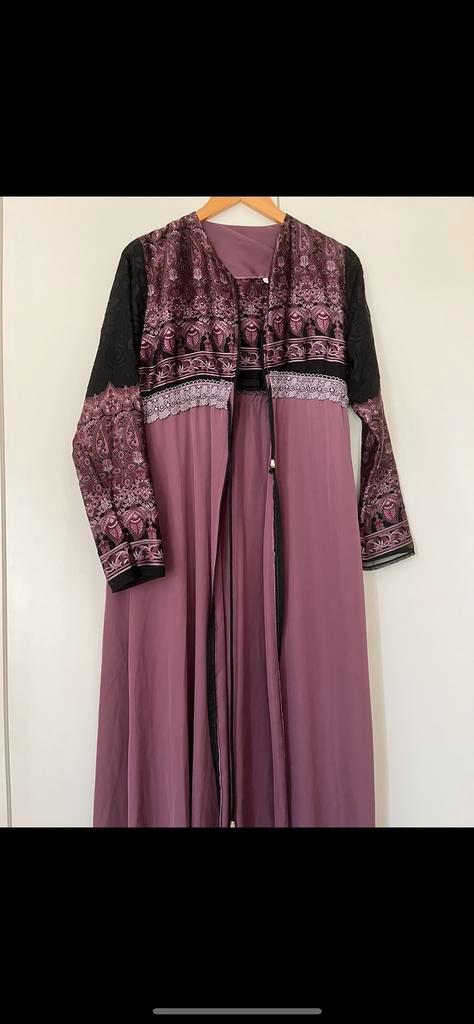 Zgan Abaya met rits maat S/M, Kleding | Dames, Gelegenheidskleding, Ophalen of Verzenden