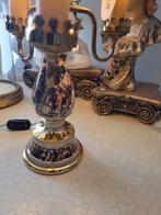 Antieke porseleinen tafellamp prijs is zonder kapjes, Huis en Inrichting, Lampen | Tafellampen, Heikant 21 Kaatsheuvel, Ophalen of Verzenden