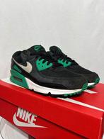 Maat 41 - Nike Air Max 90 Black Stadium Green, Kleding | Heren, Schoenen, Overige kleuren, Verzenden, Nike, Nike