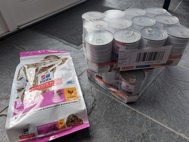 Hondenvoer Hill's 2x12 blikken Mature 7+ en 1 zak senior 11+, Dieren en Toebehoren, Dierenvoeding, Hond, Ophalen