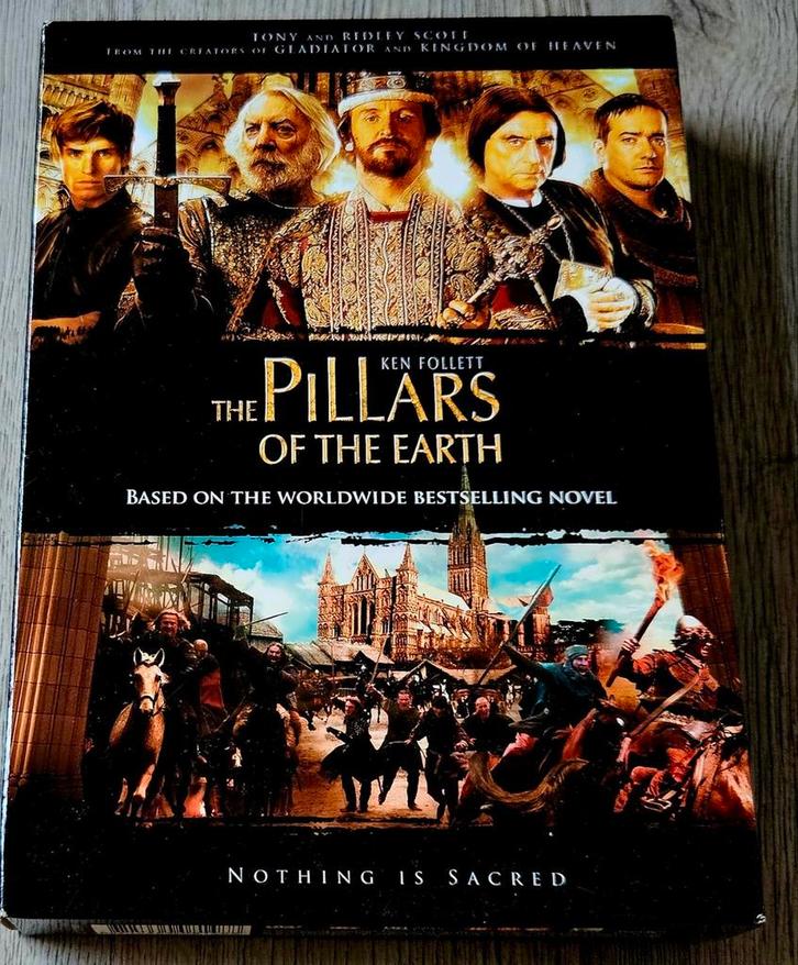 The Pillars Of The Earth - 4DVD Box, Cd's en Dvd's, Dvd's | Tv en Series, Zo goed als nieuw, Ophalen of Verzenden