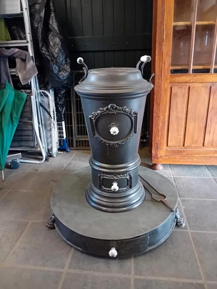 Antieke Gelderse Potkachel - Prachtstuk!, Huis en Inrichting, Kachels, Ophalen