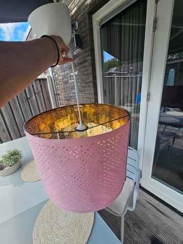 Mooie roze/goud Ikea hanglamp